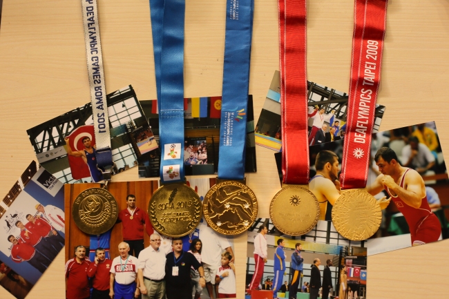 Sırtı minder görmeyen şampiyon güreşçi İlhan Çıtak