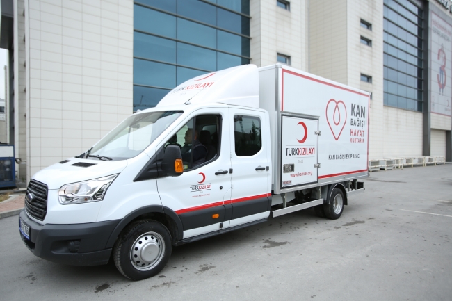 Kızılay kan bağışlarının yarısını gezici araçlarla topluyor