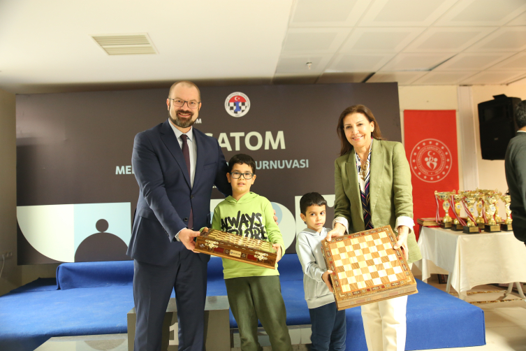 Satranç Turnuvası’nda şampiyonlar belli oldu