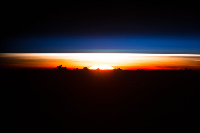 Astronot ve kozmonotların gözünden 'Dünya'