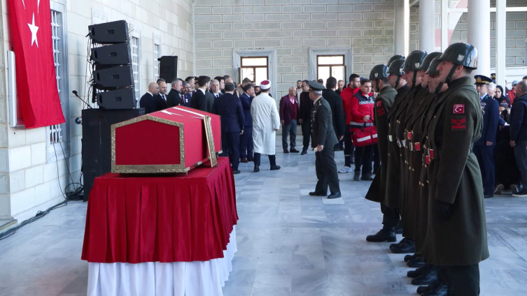 Şehit Hava Pilot Yarbay Gökhan Korkmaz son yolculuğuna uğurlandı