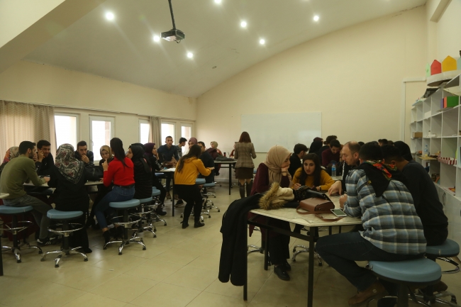 Köy öğretmenleriyle el ele