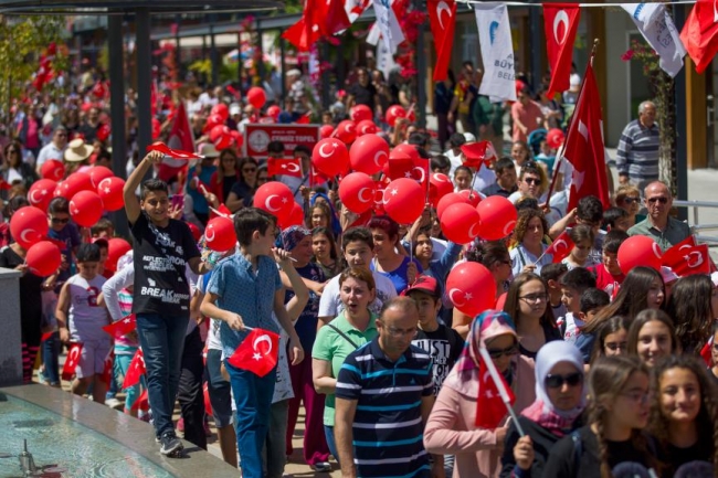 23 Nisan tüm yurtta coşkuyla kutlandı