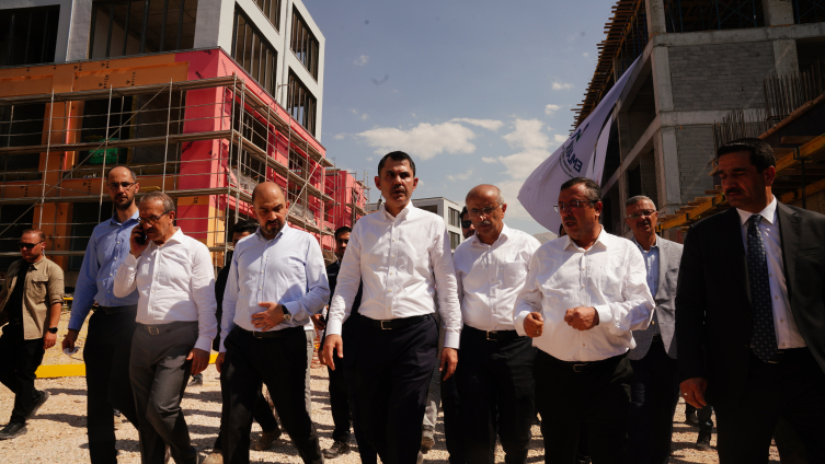 Bakan Kurum’un ismi Malatya’da bir caddeye verildi