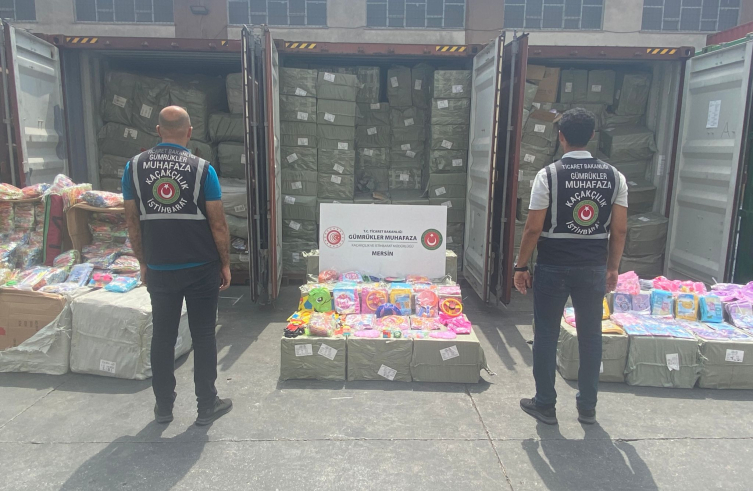 Mersin'de tarihi yakalama: 1 milyar TL'lik kaçakçılık önlendi