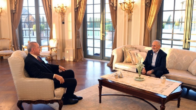 Cumhurbaşkanı Erdoğan, Oğuzhan Asiltürk ile bir araya geldi