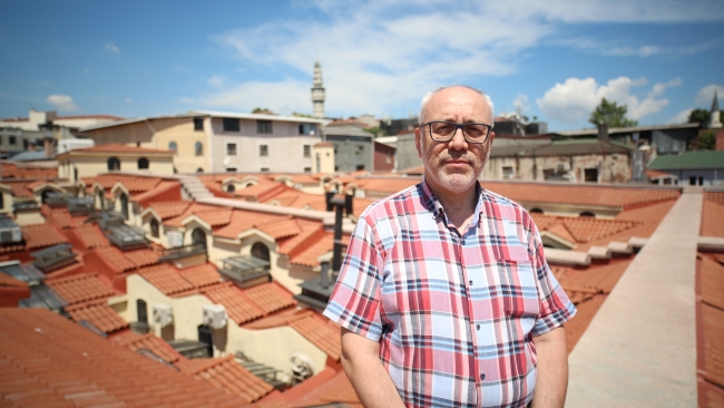 Kapalıçarşı’nın yıpranan çatısı 800 bin kiremitle yenilendi