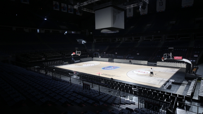 Basketbolcu Muhammed Furkan Uçaş engeli aşka dönüştürdü