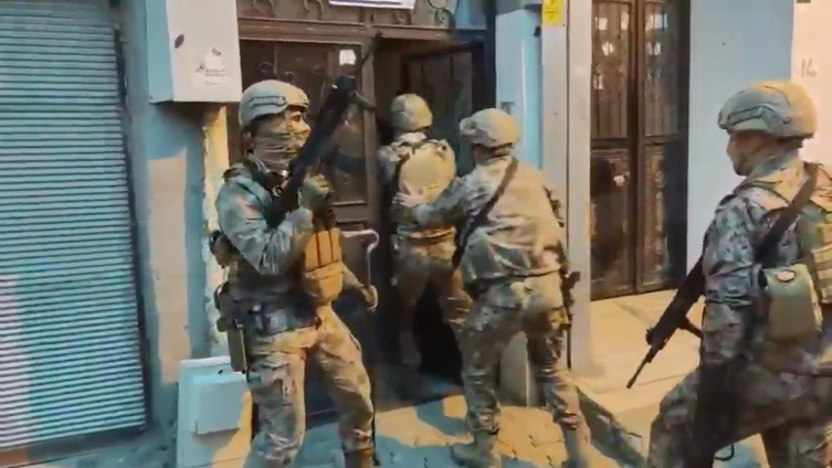 Şanlıurfa merkezli 8 ilde terör örgütü DEAŞ'a operasyon: 36 gözaltı