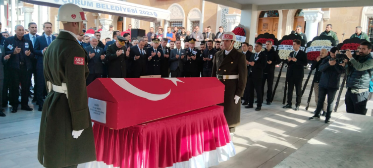 Türkiye kahraman şehitlerini uğurluyor