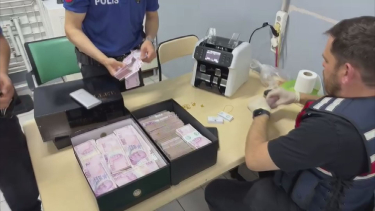 İstanbul merkezli suç örgütü operasyonu: 8 gözaltı