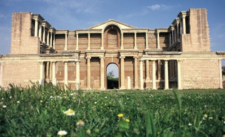 Sardes Antik Kenti’nin tarihe dokunan emekçileri