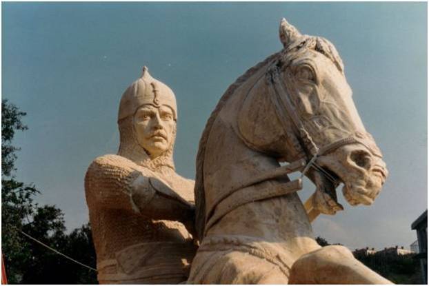 Tarihin seyrini değiştiren komutan: Sultan Alparslan