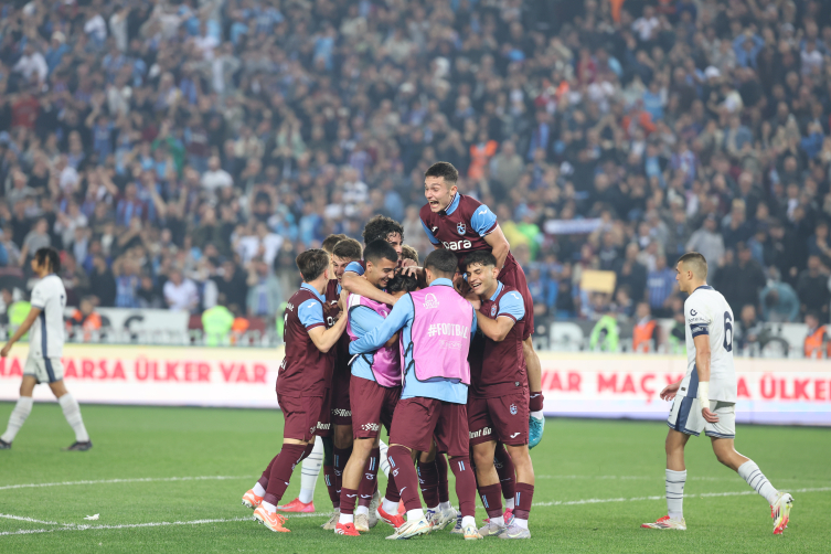 Trabzonspor U19 UEFA Gençlik Ligi'nde yarı finalde