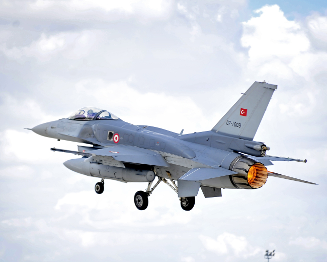 Türkiye'nin sahip olduğu F-16 filolarının tamamı 4. nesil uçaklardan oluşuyor.