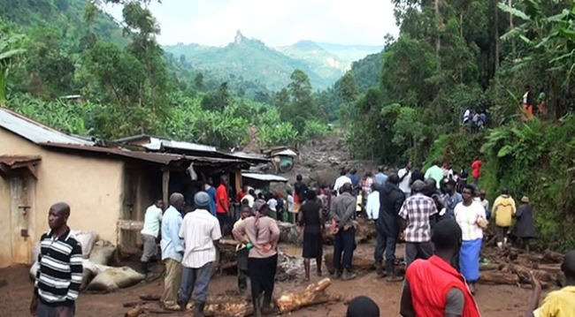 Uganda'da heyelan: 40 kişi hayatını kaybetti