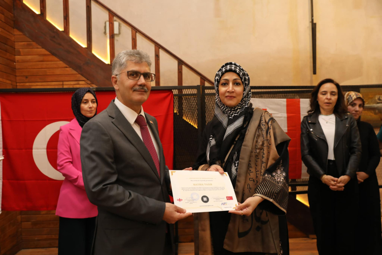 Niğde'de "Uluslararası Resim Sergisi" açıldı