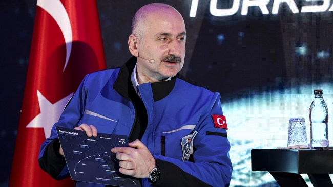 Türkiye'nin yeni uydusu Türksat 5A uzaya fırlatıldı