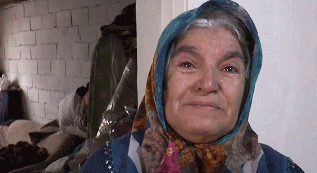 Adıyaman'daki yağışlarda iki odalı toprak ev çöktü