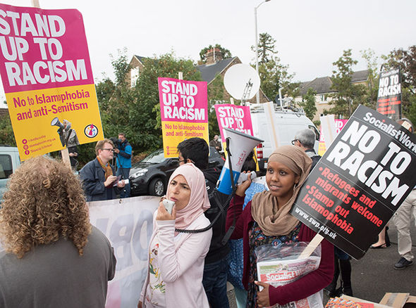 Boris Johnson seçim bölgesinde protesto edildi