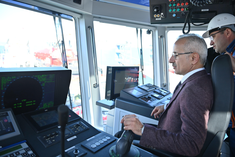 Bakan Uraloğlu: 85 tersane ile Türkiye artık gemi sektöründe söz sahibi