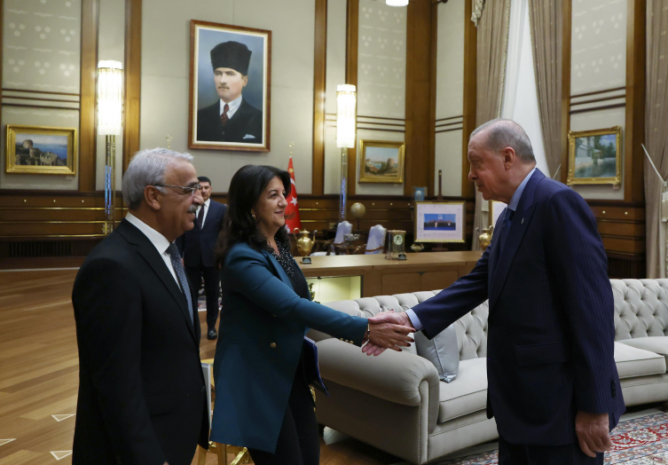 Cumhurbaşkanı Erdoğan DEM Parti heyetini kabul etti