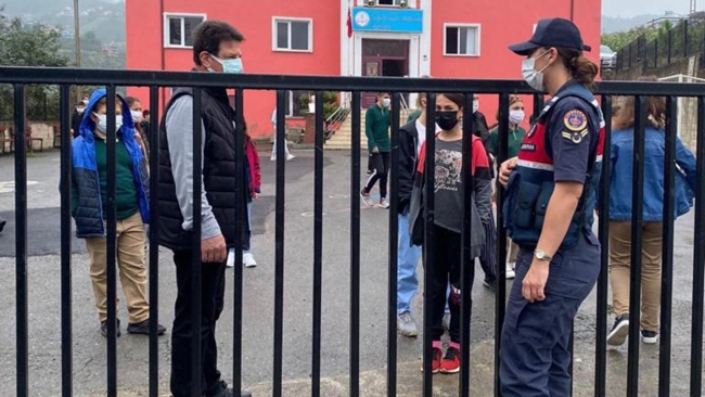 Ülke genelinde 'Güvenli Eğitim Uygulaması' yapıldı