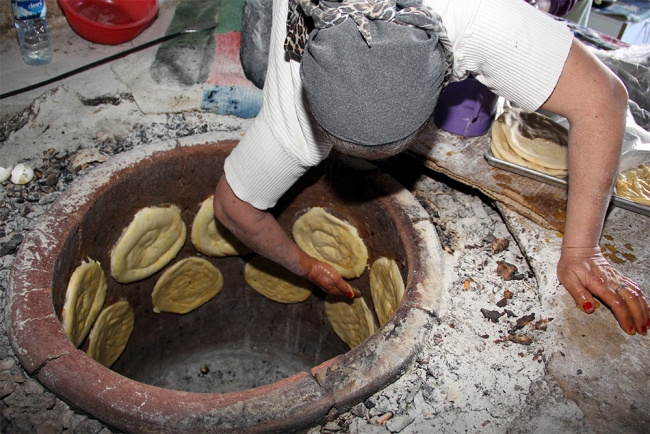 Sahur sofralarının vazgeçilmezi: Tandır Ketesi