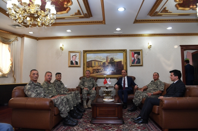 Genelkurmay Başkanı'ndan Hatay ve Şanlıurfa'ya ziyaret