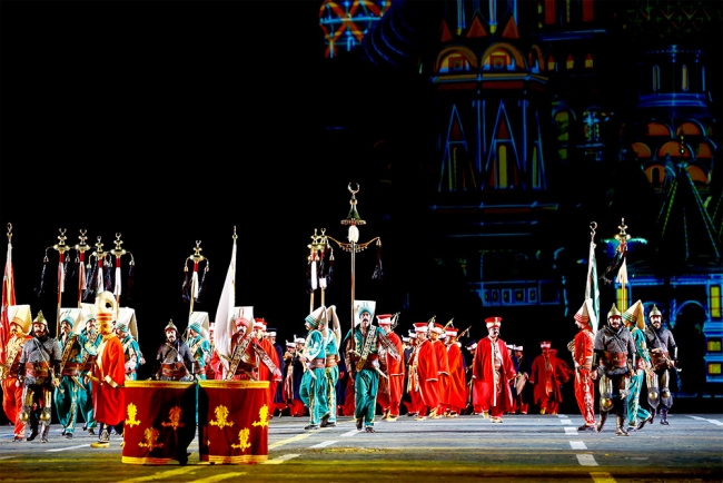 Kızıl Meydan'da mehter sesleri