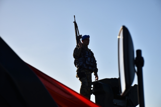 Hudutta eller tetikte gözler semada iftar ve sahur