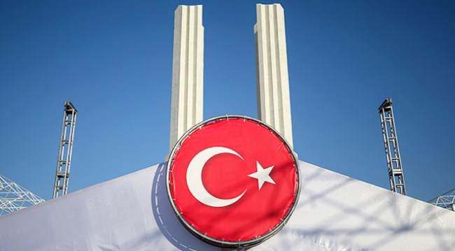 Anadolu'ya girişin sembolü: 1071 Zafer Anıtı
