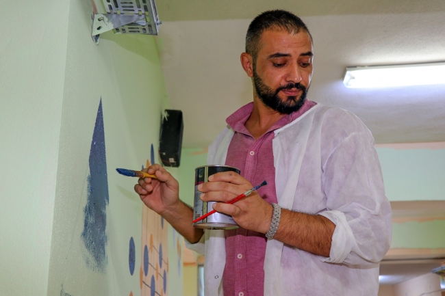 Fedakar öğretmenden öğrencileri için Formül Duvarı