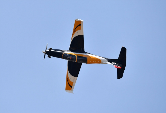 Hürkuş Paris Air Show'da gösteri yaptı