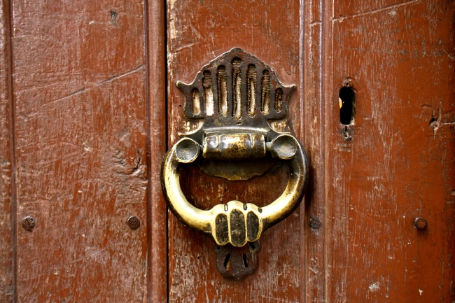 Osmanlı köyünün 7 asırlık kapı tokmakları