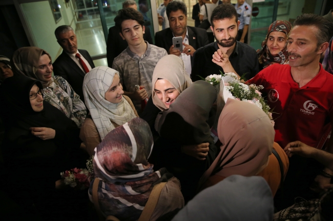 Ebru Özkan Türkiye'de