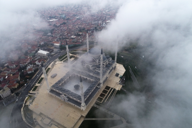 İstanbul'da görüş mesafesi 2 metrenin altına düştü