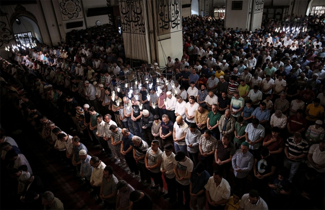 Yurtta bayram sabahı