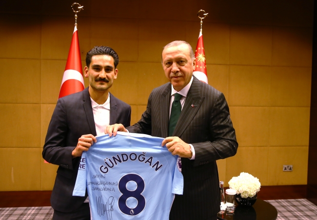 İlkay Gündoğan'ın aracına Almanya'da saldırı