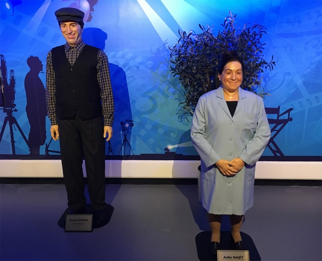 Balmumu heykel müzesi görücüye çıktı