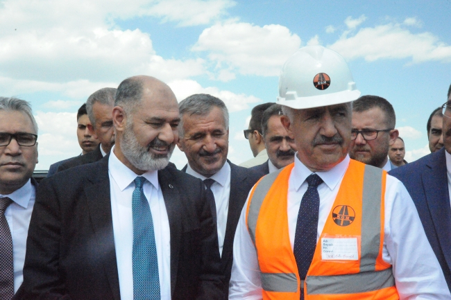 Bakan Arslan'dan Niğde'ye havalimanı müjdesi