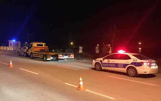 Giresun'da otomobil polislere çarptı: 1 polis şehit