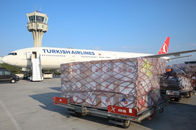 Türkiye'nin tıbbi yardım malzemeleri Ukrayna'da