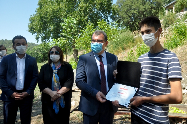 TÜBİTAK Başkanı Mandal: Aşı çalışmasında insan deneyleri yakında başlayacak