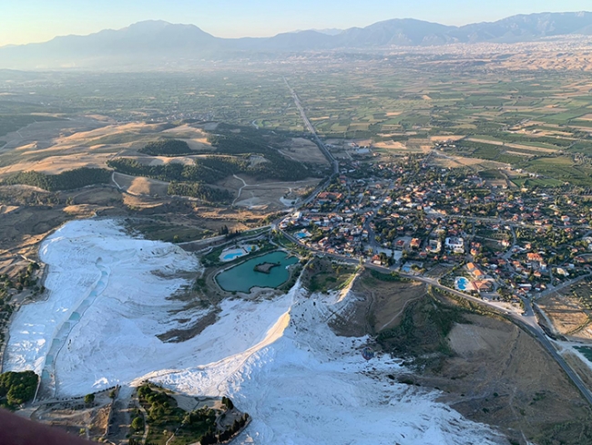 Pamukkale'de balonlar yeniden havalandı