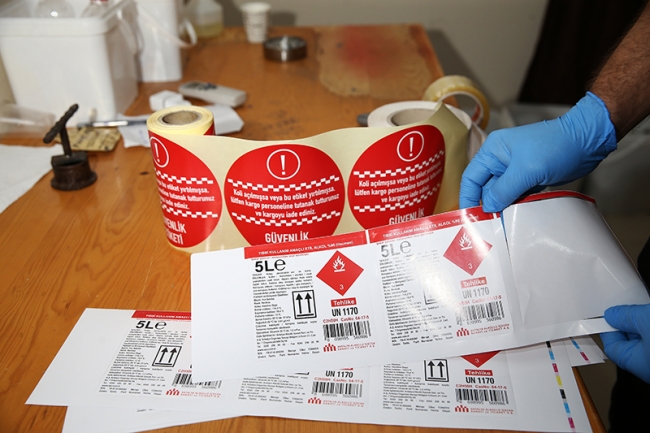 Adana'da bin 300 litre sahte etil alkol ele geçirildi