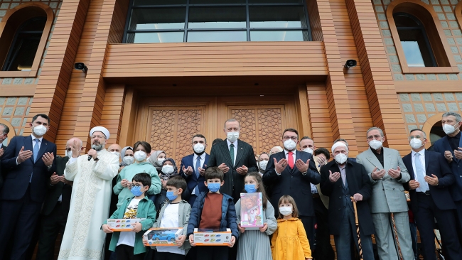 Cumhurbaşkanı Erdoğan Rize'de cami açılışına katıldı