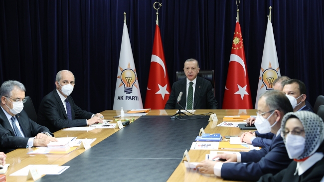 Cumhurbaşkanı Erdoğan: Karşımızdaki ittifak tel tel dökülmeye başladı