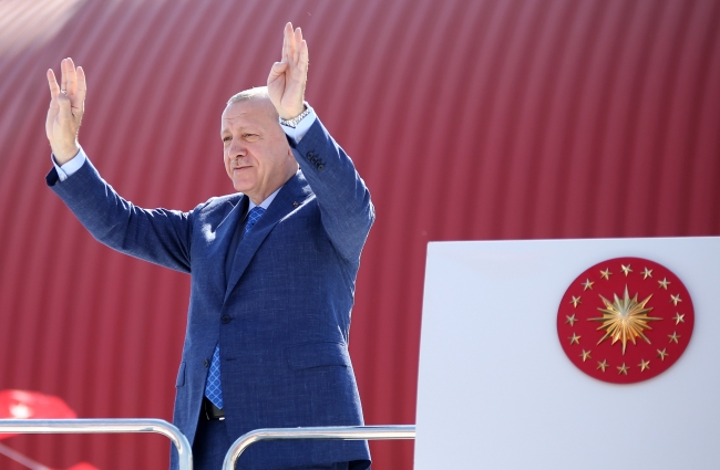 Cumhurbaşkanı Erdoğan: Karşımızda yerli olmayı başaramayan anlayış var