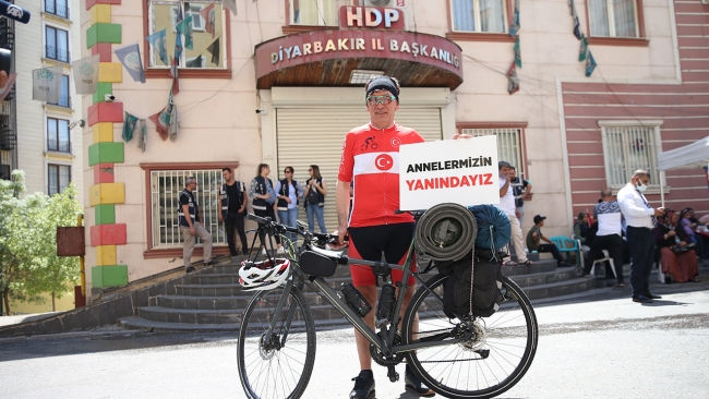 Diyarbakır annelerine destek